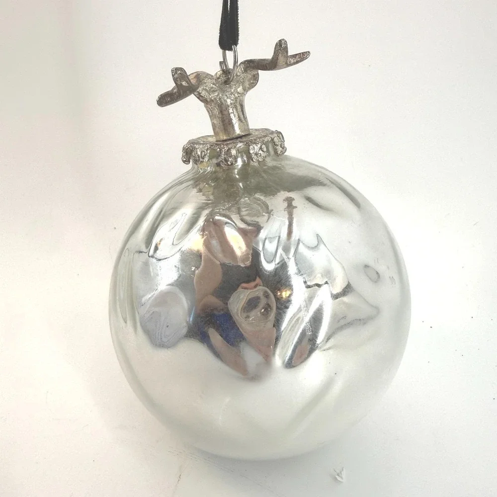 Mercury Glass Ornament Silver‎ Stag Deer Head Hammered Bauble